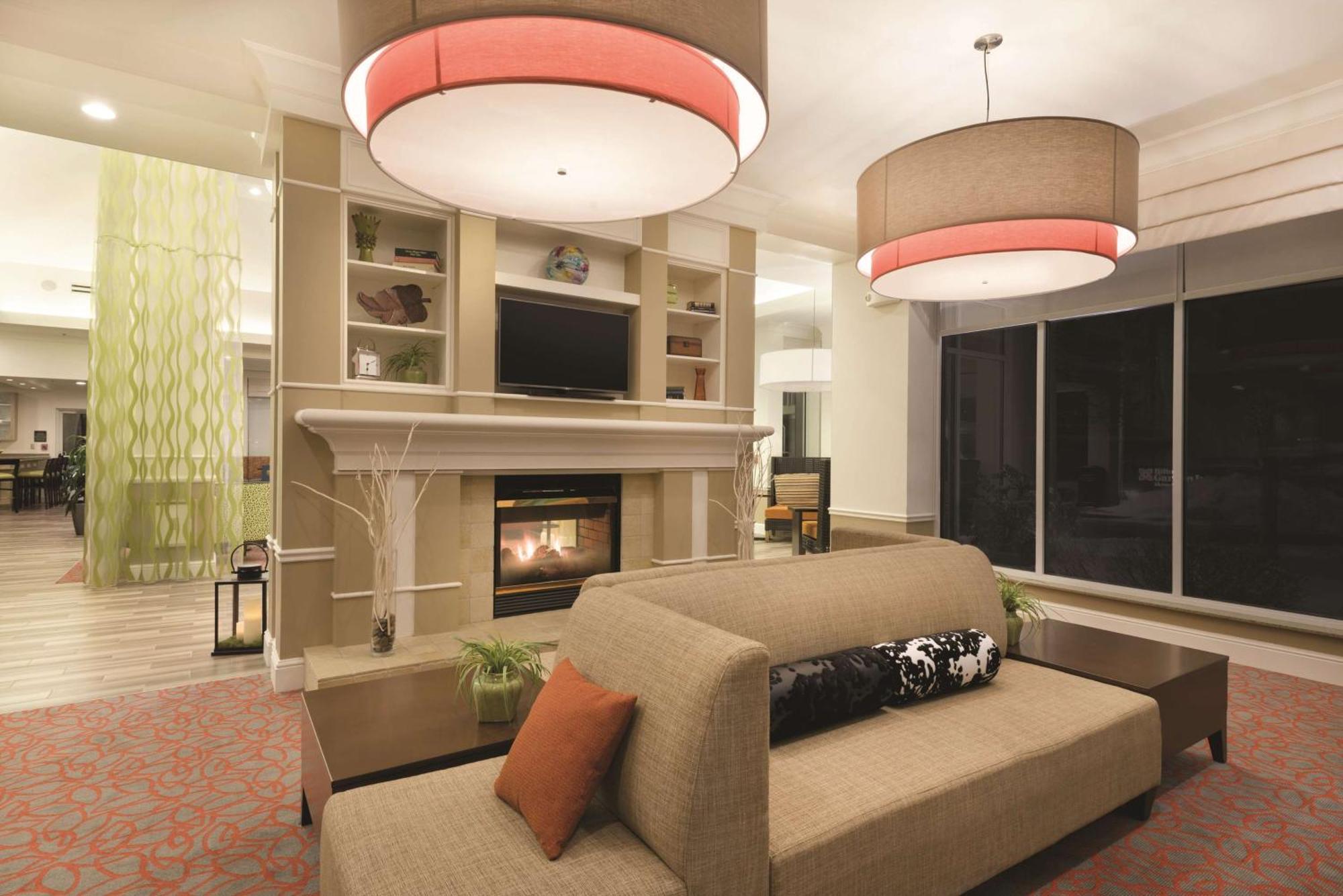 Hilton Garden Inn Akron-Canton Airport North Canton Eksteriør bilde